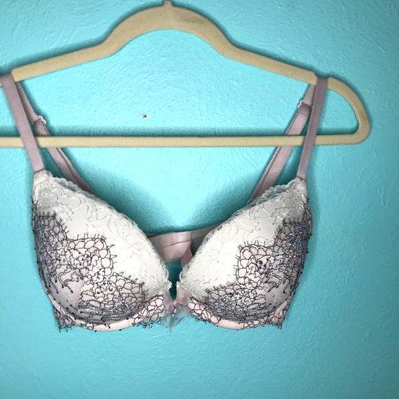 Victoria's Secret Other - victoria's secret dream angel push up bra light pink white and black lace